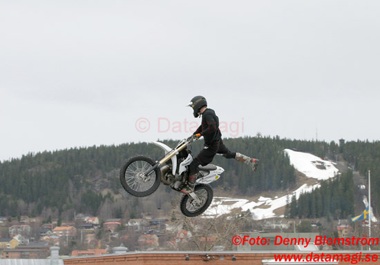 040424 Big Jump 178
