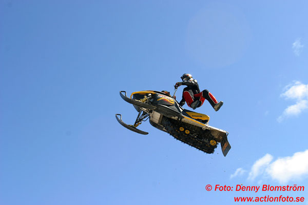 050423 Big Jump 2005 172