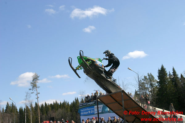 050423 Big Jump 2005 182