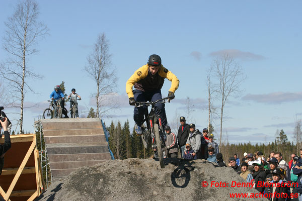 050423 Big Jump 2005 320