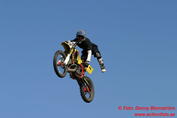 050423 Big Jump 2005 350