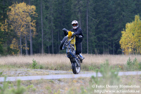 061015 Wheelie 130