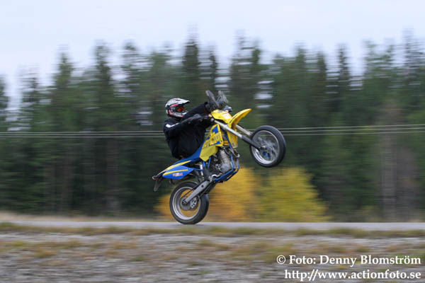 061015 Wheelie 206