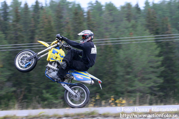 061015 Wheelie 219