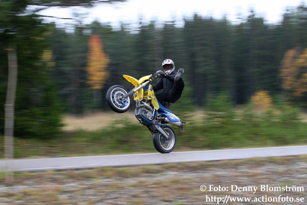 061015 Wheelie 263