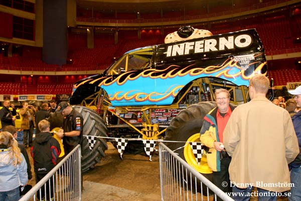 061110 Monster Jam 011