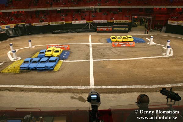 061110 Monster Jam 075