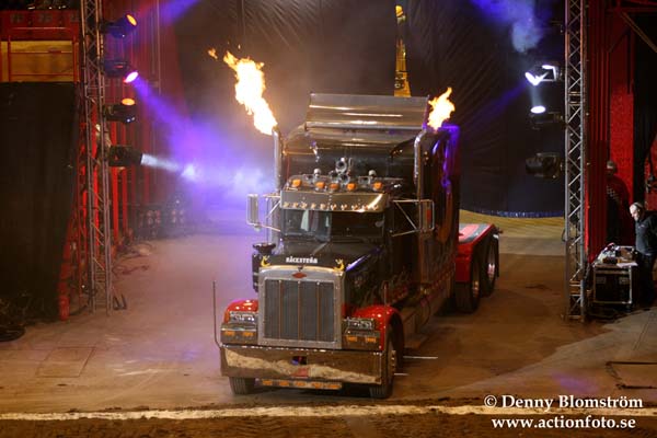 061110 Monster Jam 091