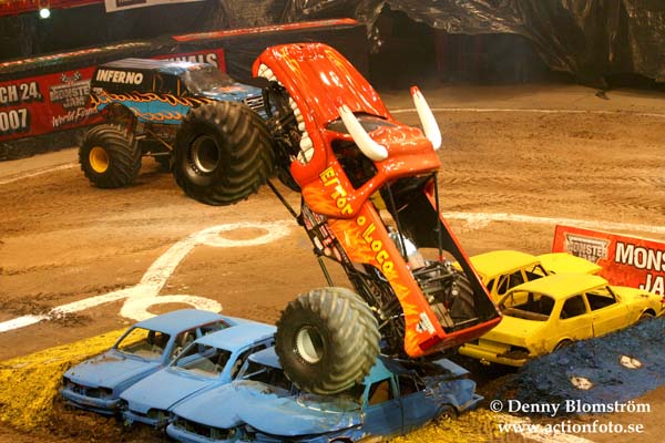 061110 Monster Jam 127
