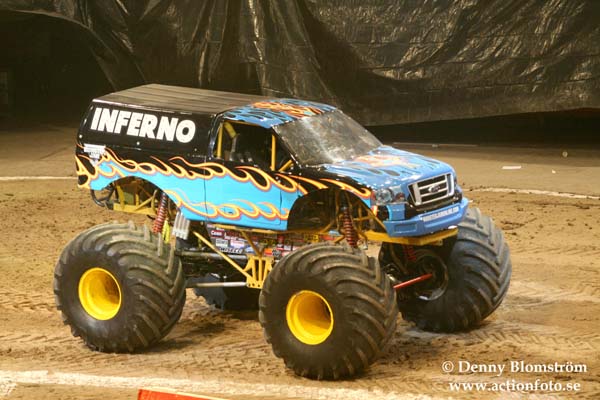 061110 Monster Jam 131