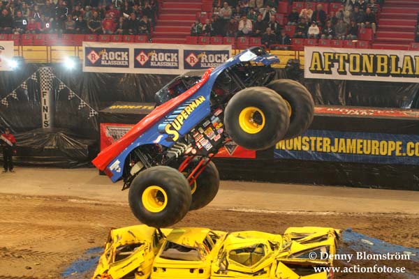 061110 Monster Jam 141