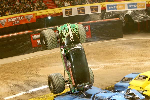 061110 Monster Jam 145