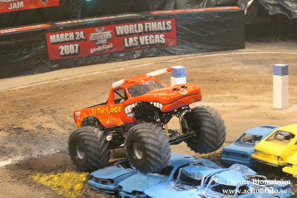 061110 Monster Jam 155