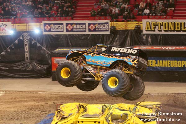061110 Monster Jam 159