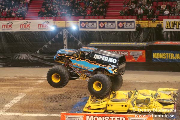 061110 Monster Jam 165