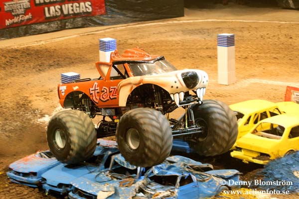 061110 Monster Jam 177