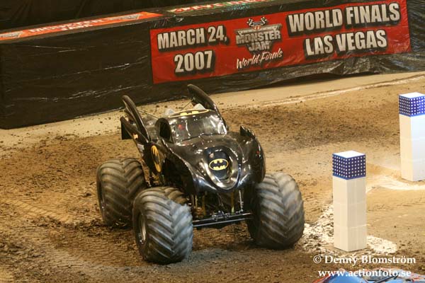 061110 Monster Jam 178