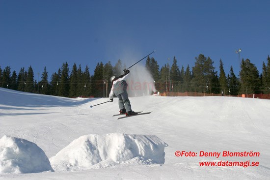 040303 Skidor 212