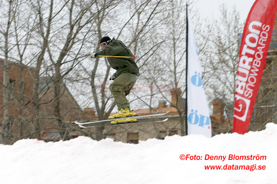 040423 Big Jump 220