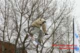 040423 Big Jump 225
