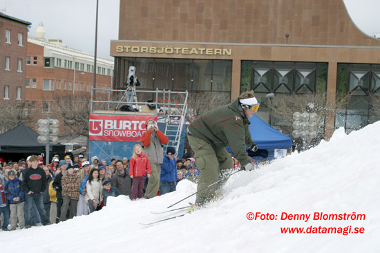 040424 Big Jump 121