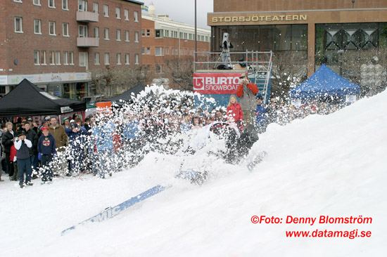 040424 Big Jump 131